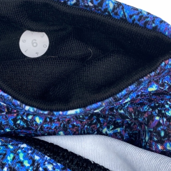 Rare! Lululemon Wunder Under Pant III Strive Size 6 - Picture 3 of 3